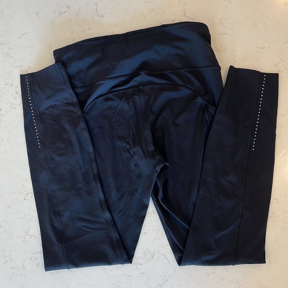 Lululemon Fast and free 7/8 size 6 - Picture 7 of 11